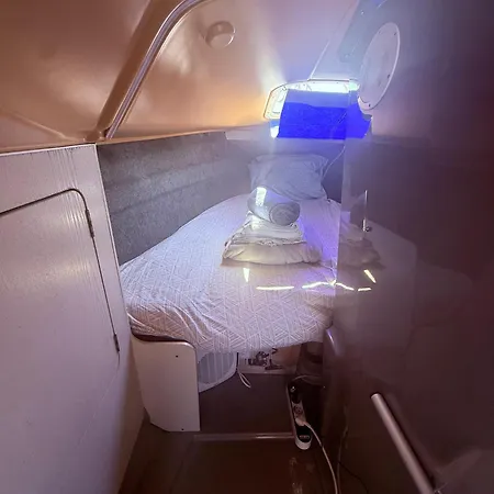 Ботель Barco Notus Belem *