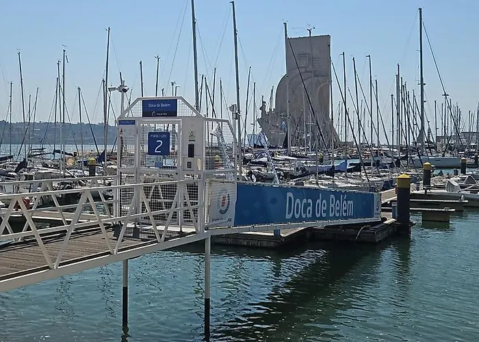 Barco Notus Belem * ליסבון